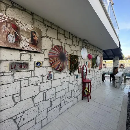 Eos Villa